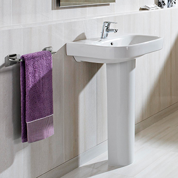 Avon Kitchens and Bathrooms : Contemporary and Classic Bathrooms. Find us in Ringwood, New Forest