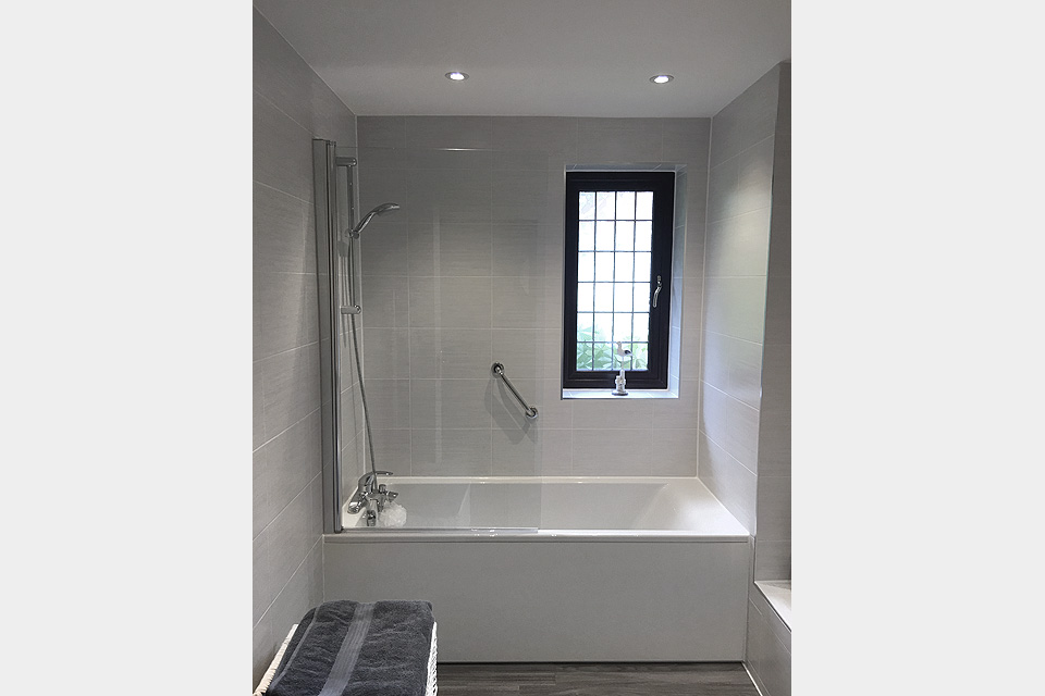 One of our recent bathroom installs: Avon Kitchens and Bathrooms - Ringwood, New Forest.